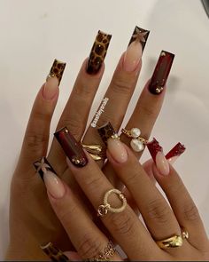 Eccentric Nails, Brown Fall Nails, Colored Acrylic Nails, Short Square Acrylic Nails, Brown Fall, Acrylic Nails Coffin Short