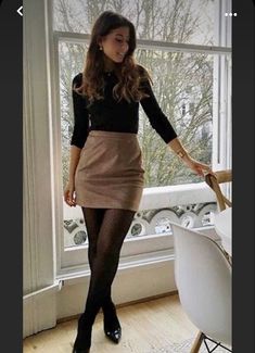 Rock Outfit, Houndstooth Skirt, Business Casual Outfits For Work, Stylish Work Outfits, Casual Work Outfits, Women Outfits, Looks Chic, Work Outfits Women, 가을 패션