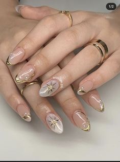 Xv Nails Gold, French Tip Nails With Gold Design, Filipino Nails, Fall Bride Nails, Square Gold Nails, Gold French Tip Nails Almond, Gold Detail Nails, Nails Simple Elegant, Nail Art Blanc