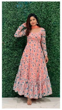 Long Frocks For Women, Frock Models, Simple Frock Design, Stylish Kurtis Design, Long Gown Design, Simple Frocks, Anarkali Dress Pattern, Simple Gowns