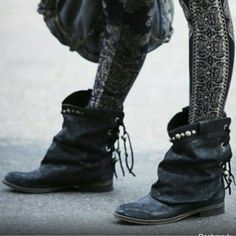 Free People Wayland Boot Black + Silver Studded + Beaded Slouchy Distressed Low 1.25 In Heel Pull On Festivals Boots Excellent Condition Inventory: Closet.1 Free People Boots, Boho Styl, Boho Boots, By Any Means Necessary, Free People Shoes, Grunge Goth, Crazy Shoes, Shoe Obsession, Mode Inspiration