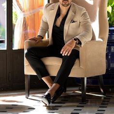 Mens Beige Blazer Outfit, Off White Blazer Outfit Men, Beige Blazers For Men, Cream And Black Suit, Beige Blazer Outfit Men Casual, Beige Coat Pant For Men, Nude Suit Men, Blazer Colours For Men, Formal Blazer Outfits Men