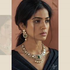 Polki Jewellery Brides, Emerald Jewelry Necklace, Indian Diamond Jewellery, Bridal Diamond Necklace, Kundan Jewellery Bridal, Indian Wedding Jewelry Sets, Choker Necklace Designs, Diamond Pendants Designs, Fancy Jewelry Necklace