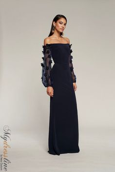 Looking for a show-stopping dress for your next big event? Check out the Frascara 4018 Off the shoulder gown. This beautiful dress features full sheer sleeves with flower appliques, a fit and flare silhouette, and a hidden back zipper. It's made from 80% triacetate and 20% polyester and is satin lined for a luxurious feel. Longsleeve Bridesmaid Dresses, Long Sleeve Bridesmaid Dress, Black Evening Gown, Plastic Dress, Off Shoulder Dresses, Bride Groom Dress, Free Dresses, Prom Girl, Groom Dress