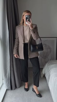 Networking Event Outfit, Event Outfit Ideas, Corporate Girly, Corporate Outfit, Business Fits, Lawyer Outfits, Work Outfit Office, Business Professional Outfits, Office Fits