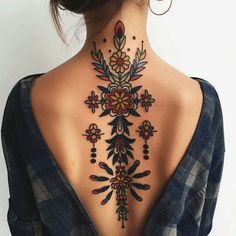 Spine Tattoos For Women Traditional, Spine Tattoo Traditional, Fern Neck Tattoo, Back Tattoo Women Traditional, Warrior Women Tattoo, Traditional Spine Tattoo, Tattooed Aesthetic, Traditional Back Tattoo, Piece Tattoo