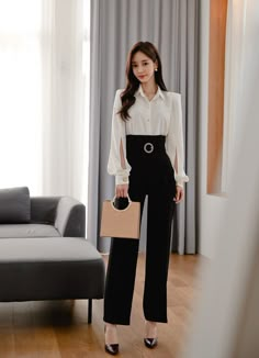 Female Ceo Outfits Korean, Korean Business Fashion, Stylish Work Outfits, Looks Chic, Inspired Outfits