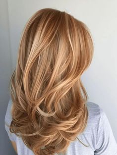 Copper Hair With Strawberry Highlights, Strawberry Blonde Balayage On Light Brown Hair, Blondish Red Hair Color, Strawberry Beige Blonde Hair, Blonde With Strawberry Blonde Lowlights, Strawberry Blond