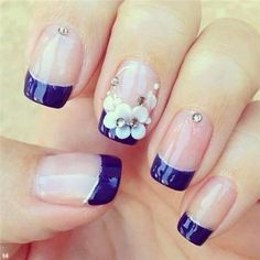 Nail polish: blue tip nail Not crazy about the blue, the flowers however.. ooh la la French Tip Nail Art, Blue Nail Art Designs, French Tip Nail Designs, Lace Nails, French Nail Art, Simple Gel Nails, Blue Nail Art, French Nail Designs, Blue Nail Designs