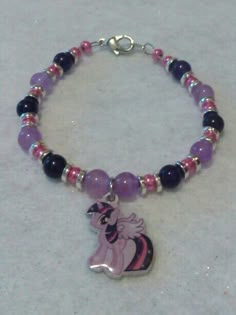 My Little Pony Jewelry, My Little Pony Bracelets, Mlp Bracelets, Kandi Perler, Cute Friendship Bracelets, Hat Aesthetic, Sparkle Bracelet