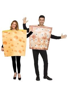 Costumes Starting With C, 2 Person Halloween Costumes, Cheese Costume, Duo Costumes, Food Costumes, Couple Costume, Duo Halloween Costumes, Adornos Halloween, Normal Clothes