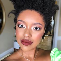 Creme Blush, Vintage Makeup Looks, Plum Lips, Smoky Eyeshadow, Lip And Cheek Tint, Cheek Tint, Honest Beauty, Dark Skin Beauty, Wedding Makeup Looks