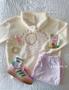 not mine creds to creator Pink And Green Gazelle Adidas Outfit, Pink And Green Adidas Gazelle Outfit, Gazelles Outfits, Adidas Gazelle Outfits, Green Gazelle, Gazelle Outfit, Adidas Gazelle Outfit, Cutesy Outfit, Outfit Adidas