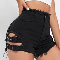 Brand New Never Worn Trendy Black Shorts With Belt Loops, Edgy Jean Shorts With Belt Loops For Summer, Black Denim Punk Shorts, Edgy Jean Shorts For Spring, Edgy High Waist Jean Shorts With Belt Loops, Grunge Black Summer Jeans, Black Grunge Jeans For Summer, Black Edgy Jeans For Summer, Punk High-waisted Shorts For Spring