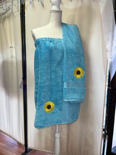 This oh so lovely Sunflower embroidered Spa wrap set is made from Soft Terry Cloth  material , 1 inch Elastic Band and Velcro enclosure to fit most size adult. The set include 1 spa wrap and 1 standard size bath towel. Great Gift idea for many different occasion as well  free Monograming available up to 3 initials with  curly font  ... desire a different color towel.. please include a note for the seller . Thanks Curly Font, Spa Wraps, Columbus Ga, Free Monogram, Cloth Material, Bridesmaids Gifts, Terry Cloth, Groomsman Gifts, Bath Towel