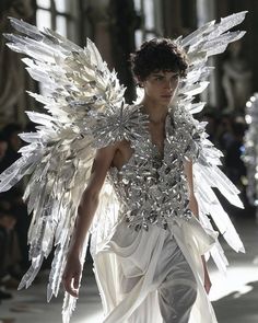 Hera Kim (@tinkertailorart) • Instagram photos and videos Angelic Outfits, Sculpture Fashion, Unique Portraits, Animals And People, Male Angel, Humans And Animals, Couture Design, Angel Outfit, Angel Costume