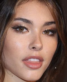 Madison Beer Nose Side Profile, Madison Beer Nose, Madison Beer Side Profile, Perfect Nose Front View, Madison Beer Makeup, Nose Jobs, Madison Beer Hair, Rhinoplasty Nose Jobs, Madison Beer Style