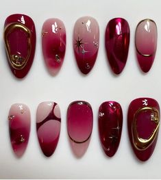 Hello welcome to my shop. I only use high-quality materials to create a luxurious nail press that you can trust to be strong and long-lasting. Hope you can find your favorite nails. My nails will last: Use adhesive sheets (provided with nail kit) for 1-2 days Use nail glue for 2-3 weeks. All nails can be reused multiple times if you take good care of them. If you would like a custom size, please fill out the personalization section under product options. If you're not sure how to measure your na Kutek Disney, Maroon Nails, Nagel Tips, Pretty Gel Nails, Nail Swag, Minimalist Nails, Nail Art Hacks, Funky Nails, Pretty Acrylic Nails