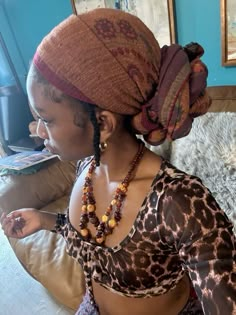 Head Wrap Curly Hair Natural Curls, Headbands With Locs, Pashmina Head Wrap, Scarf Styles Locs, Braids And Headwraps, Headwrap Styles, Earth Girl, Earthy Aesthetic, Head Wrap Styles