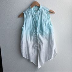 Gap Ombre Tie-Front Sleeveless Button Shirt Size: S Petite Condition: Nwot Sleeveless Button Up Shirt With Tie-Front Hems And Front Pocket Teal And White Ombre Lightweight 100% Cotton Approx. Measurements: Pit-To-Pit: 17.75" Length: 26.5" Vintage Thrifts Thrifted Preloved #Nothingnew Minimal Minimalist Basic Retro 90s 80s 70s Summer Button Up Down Blouse Collared Gap Short Sleeve Buttoned Tops, White Buttoned Tank Top For Summer, Sleeveless Summer Tops With Buttons, Gap Cotton Tank Top For Summer, Gap Summer Tank Top, White Sleeveless Top With Buttons, White Sleeveless Buttoned Top, Casual Sleeveless Summer Shirt, Casual Sleeveless Shirt For Summer