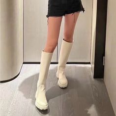 This Knee-High Zara Boots That Went Viral On Instagram Are Now Discontinued. Brand New With Tags, Comes With Original Dust Bag And Original Box. White Knee High Boots, Zara Boots, Zara White, Zara Shoes, Knee High Boots, Rain Boots, Knee High, Original Box, Dust Bag