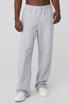 Step out looking fresh & feeling chill in the Renown Sweatpant, our forward, street-ready look for he, she & they. Made from thick, heavyweight French terry, this oversized sweatpant features an interior drawstring waistband, a clean, straight-leg fit, and two zippered pockets & an open back pocket for on-the-go convenience. Wear solo or link up with the Renown Hoodie or Pullover for the complete look. Comfy, heavyweight French terry Straight-leg fit & three pocket design Designed & uniquely fit Cheap Basic Men's Hoodie, Nike Sweatpants Boy, Dress Sweatpants Men, Sweats Outfit Men, Grey Sweatpants Men, Straight Leg Sweatpants Outfit, Sweats Outfits, Mens Grey Sweatpants, Sweat Jogger