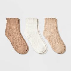 Upgrade your sock collection with the Women's Scallop Edge 3pk Ankle Socks by Universal Thread™. Crafted from a blend of cotton, polyester, nylon, and spandex, these socks offer a comfortable and breathable fit. The scalloped edge design adds a touch of cuteness to your everyday look. With flat seams, they're all about comfort. Each pack includes three pairs, making it easy to keep your sock drawer stocked. Easy to care for, simply machine wash and tumble dry to make laundry a breeze. Stitch Socks, Fall Socks, 6 Pack Women, Oatmeal Cream, Ankle Socks Women, Sock Drawer, Pink Ivory, Sock Packs, Scallop Edge