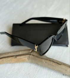 Ysl Shades, Ysl Glasses, Ysl Sunglasses, Princess Cartoon, Manga Cute, Bling Nails, Luxury Sunglasses, Sunglasses & Glasses