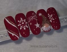 Nail Design Christmas Holiday, Christmas Nail Art Designs 2022, Nail Art Natale, Nails Christmas 2022, Christmas Nail Designs 2022, Red Nails Holiday, Christmas Nails Art Designs, Holiday Nails Red, Christmas Nails 2022