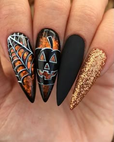 Horror Themed Nails, Playful Nails, Nails October, Cute Halloween Nails, October Halloween, Spider Webs