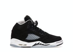 Check out the Jordan 5 Retro Oreo (GS) (2013) available on @StockX Authentic Jordans, Black Jordans, Jordan 5 Retro, Jordan Sneakers, Womens Jordans, Hot Sneakers, Jordan 5, Adidas Yeezy, Jordan Retro