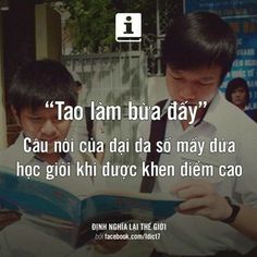 two young boys reading a book together with the caption'tao lam bua day '