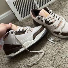 Never Worn Popular Jordans For Women, Brown Jordans, Custom Sneakers Diy, Uniform Outfits, Jordan 4’s, Jordan Shoes Retro, Custom Nike Shoes, All Nike Shoes, Shoes Retro