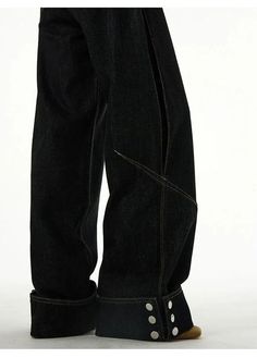 Black Wide Leg Jeans, Unique Clothing Style, Clothing Details, Japanese Street Fashion, Loose Jeans, Slim Fit Shorts, Fashion Design Clothes, Denim Flares, Sweaters Knitwear