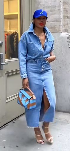 Life Goddess, Demin Skirt Outfit, Denim Dress Outfit, Lux Fashion, Denim Outfits, Workout Fits, Denim Chic, Stylish Hats