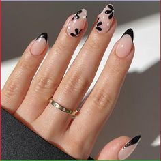 Looking for a gorgeous new color for your next mani? Check out our list of forest green nails and nail designs to elevate your style in 2024! Nails Short Almond, Nails Press Ons, Black And White Nail Art, Press On Nails Short, Short Almond, White Nail Art, Black Nail Designs, Black French, Nail Art Kit