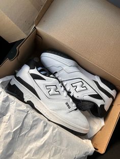 New Balance 550s, Nb Shoes, Trendy Shoes Sneakers, Preppy Shoes, Pretty Shoes Sneakers, Fresh Shoes, Hype Shoes, Shoe Inspo, Swag Shoes