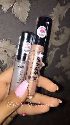 Extreme Shine Lipgloss, Cute Lipgloss, Lipgloss Aesthetic, Interesting Makeup, Unicorn Wallpaper Cute, Makeup Order, Lipgloss Lips