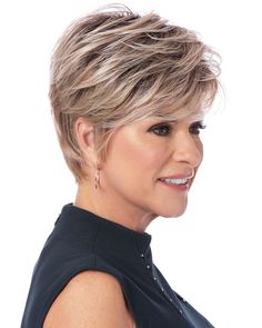 Natural Classic Style, Short Cut Wigs, Best Wig Outlet, Wig Companies, Classic Hair, Red To Blonde, Medium Blonde, Healthy Natural Hair, Penteado Cabelo Curto