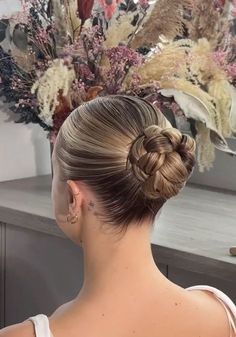 Cute Bun Hairstyles For Dance, Slick Back Ballet Bun, Low Bun Dance Hairstyles, Dance Hairstyles Bun, Dance Bun Hairstyles Ballet, Ballet Hair Styles, Cute Ballet Hairstyles, Lyrical Hairstyles Dance, Hair Ideas For Dance