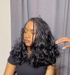 Bob braids , french curls, trending braids Boho Braid Bob Hairstyles, Box Braids Fancy Hairstyles, Lisa Bonet Braids, Sew In With Knotless Braids, Short Curl Braid Hairstyles, Shirt French Curl Braids, Boho French Curl Bob, Aesthetic French Braids, French Braids For Black Women Short