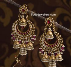 Earrings Latest, Indian Jewelry Earrings, Chandbali Earrings, Indian Jewellery Design Earrings, Antique Jewelry Indian, Bridal Fashion Jewelry, Indian Jewelry Sets, Gold Jewelry Earrings, Bridal Gold Jewellery Designs