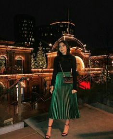 Green Skirt And Black Top Outfit, Conservative Christmas Outfits, Birthday Outfit Ideas With Skirt, Short Dress Modest Outfit, Church Outfit For Christmas, How To Layer Maxi Dress, Christmas Outfit Long Skirt, Modest Christmas Party Outfit, Christmas Modest Outfits