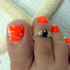 Beach Pedicure, Bright Summer Acrylic Nails, Toenail Art, Beach Nail Designs, Pedicure Designs Toenails, Pedicure Colors, Toenail Designs, Toe Nail Color, Pedicure Ideas