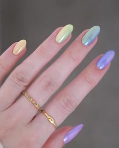 Chrome Nails Designs, Lavender Nails, Smink Inspiration, Nail Photos, Rainbow Nails, Classy Nails, Nail Polishes, Chrome Nails, Spring 2023