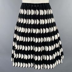 Akris Skirt In A Black & White Cotton Blend Fabric Featuring A Polka Dot Pattern, Pleated Style, And Invisible Back Zipper Closure. Made In Romania.Excellent Pre-Owned Condition. Marked: Us 4 Measurements: Waist: 30 Inches Hip: 40 Inches Length: 19 Inches Sui Generis Reference: 131223 Category: Skirt More Details Brand: Akris Gender: Female Size: 4 Color: Black Color 2: White Fabric: Cotton/Polyamide Pattern: Polka Dot Style: Pleated Age Group: Adult Sui Generis Designer Consignment Is An Award Polka Dot Style, Resale Store, Polka Dots Fashion, Made In Romania, Consignment Stores, Cotton Blend Fabric, Polka Dot Pattern, Color 2, White Fabric