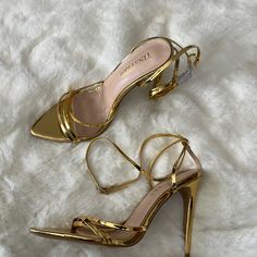 Size 8, Never Worn Gold Heels Designer, Gold Strappy Heels For Spring, Golden Heels Aesthetic, Gold Prom Heels, Gold Heels With Gold-tone Hardware, Gold Heels With 4-inch Heel For Night Out, White And Gold Heels, Trendy Gold Heels With 4-inch Heel, Gold Heels With 4-inch Heel For Event