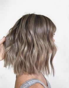 Beige Blonde Hair, Dirty Blonde Hair, Short Hair Balayage, Haircut And Color, Brown Blonde Hair, Hair Inspiration Color