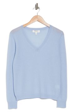 Stay warm in this luxuriously soft cashmere sweater fashioned in a relaxed, easy-to-layer fit. V-neck Long sleeves 100% cashmere Dry clean Imported Layered Fits, Cashmere Sweater, Cashmere Sweaters, Stay Warm, Nordstrom Rack, Cashmere, Dry Clean, Thread, Nordstrom