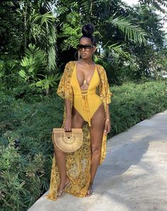 Tulum Mexico Outfits Black Women, Cancun Mexico Outfits For Women, Outfits For Jamaica Vacation Black Women, Outfits For Cancun Mexico For Women, Tropical Vacation Outfits Black Women, Jamaica Vacation Outfits Black Women, Jamaica Outfits Black Women, Cancun Vacation Outfits, Zanzibar Outfit Ideas